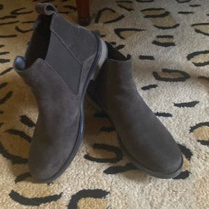 Beautiful chocolate brown slip on booties